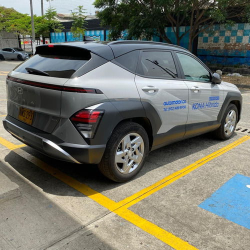 Kona Hibrida Premium At - 2024