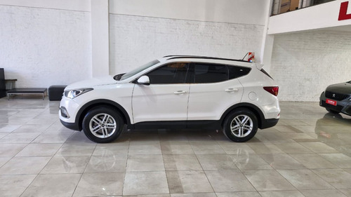 Hyundai Santa Fe 2.4 Seguridad 7as 6at 2wd