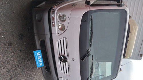 Imagem 2 de 9 de Mercedes Benz