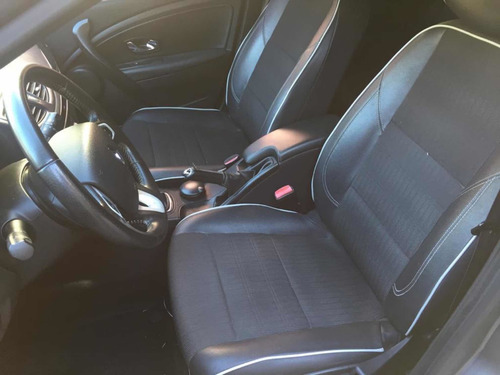 Imagen 6 de 8 de Renault Megane 3 Luxe 2.0 2013 Excelente