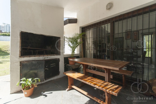 Imagen 11 de 30 de Casa De 3 Dormitorios Y Piscina En Mansa, Punta Del Este. - Ref: 41069