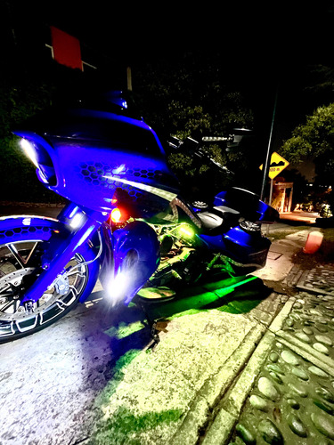 Road Glide Special Customizada Azul Cobalto