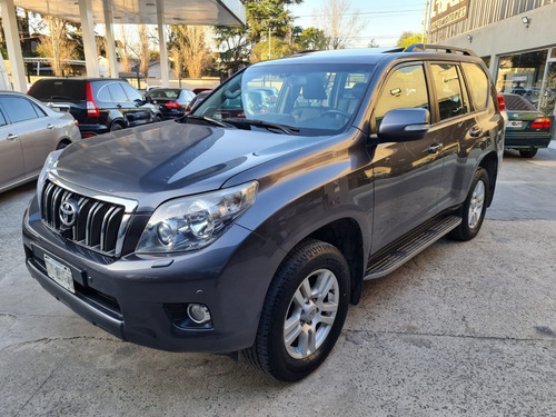 Imagen 9 de 13 de Toyota Land Cruiser Prado Vx