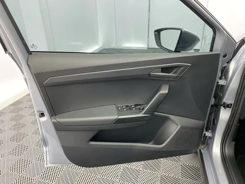 Seat Arona 1.6 Reference