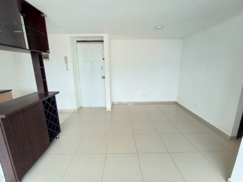 Apartamento En Venta Ubicado En Bello Sector Madera (21349).