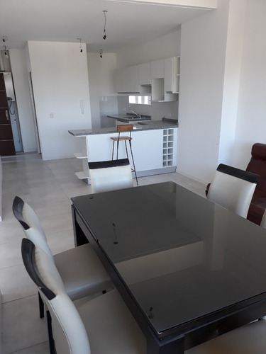 Departamento 3 Ambientes , 2 Dormtorios Excelente