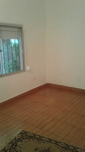 Imagen 9 de 13 de Bvar Batlle Y Ordoñez Alquiler Casa 2 Dormitorios Con Cochera
