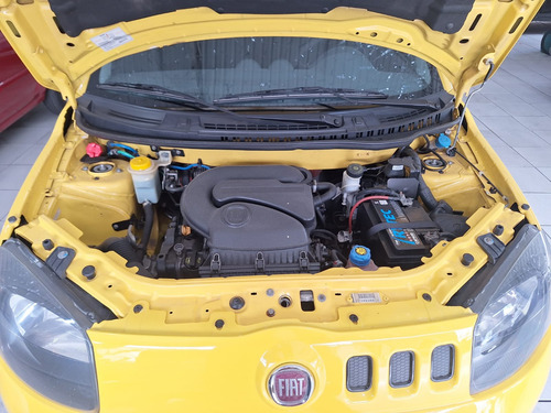 Fiat Uno 1.4 Sporting Flex 5p