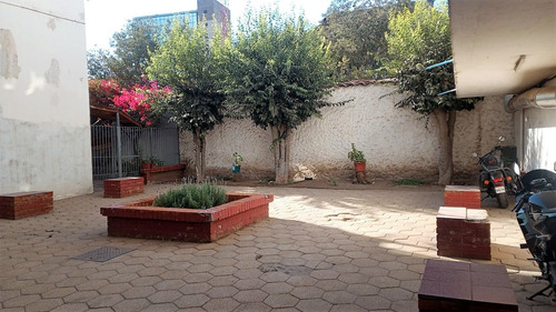 Imagen 10 de 12 de Departamento En Venta Sector Metro Los Héroes
