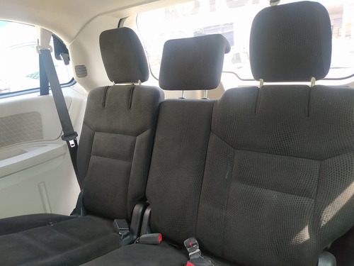 Imagen 12 de 15 de Dodge Grand Caravan 2019 3.6 Se At
