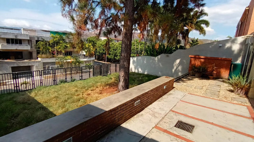 Townhouse Altos De Guataparo Residencias Las Villas. Planta 100%