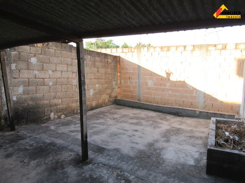 Imagem 4 de 16 de Casa Para Aluguel, 2 Quartos, Quintino - Divinópolis/mg - 27167