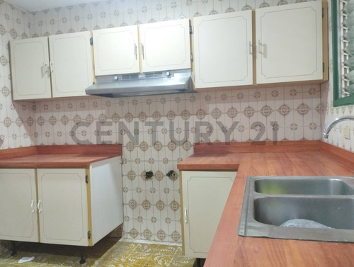 Amplio Y Cómodo Apartamento En Alquiler En Residencias Budapest