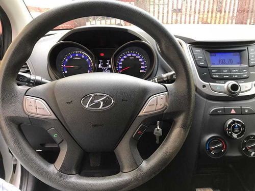 Imagem 8 de 9 de Hyundai Hb20 1.0mt Comfort Plus