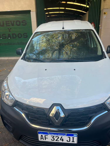 Imagen 10 de 10 de Alquilamos Renault Kangoo Y Logan Semana Minimo Solo Empresa