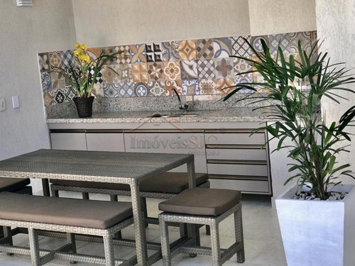 Apartamentos - Ref: V7883
