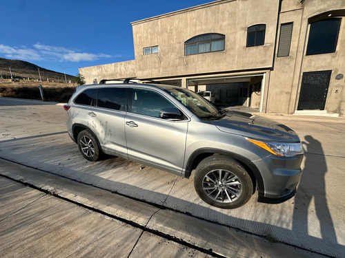 Toyota Highlander 3.5 Le V6 At