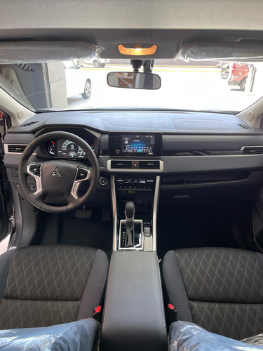 Mitsubishi Xpander Cross 2025