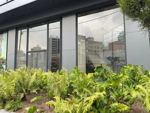 Local En Arriendo/venta En Chico Norte. Cod A1016063