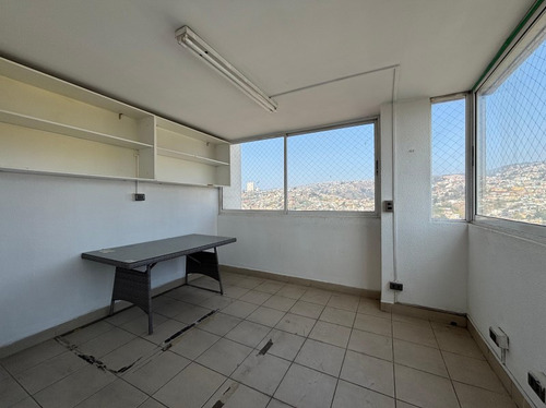 Vista A La Bahia, 130m2, Centro Valparaiso, G.c Incluido