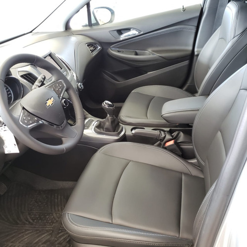 Imagen 7 de 14 de Cruze 5p 1.4t Lt .gl