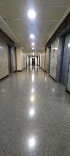 Imagen 2 de 18 de Oficina En Alquiler El Rosal