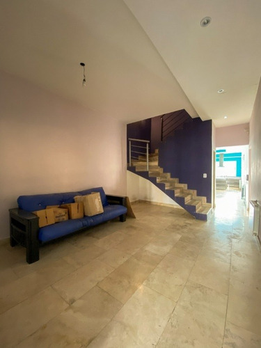 Imagen 2 de 14 de Casa En Venta En Lanus Oeste