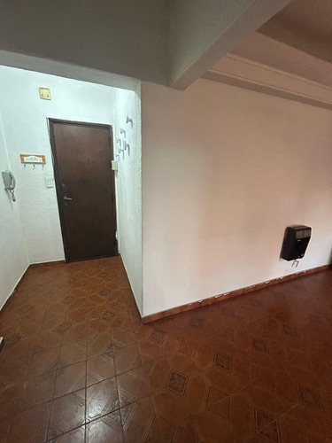 Departamento En Alquiler De 2 Dormitorios En Nueva Pompeya