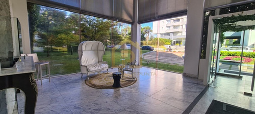 Imagen 21 de 21 de Apartamento De 2 Dormitorios En Edificio Premium +amenities +alquiler Invernal