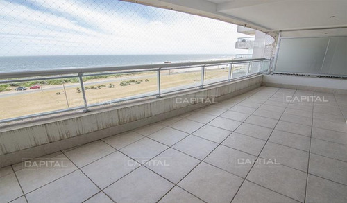 Imagen 3 de 28 de Apartamento Central Con Isla En Torre Premiun De Punta Del Este - Torre Lobos, Playa Brava - Punta Del Este Brava