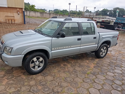 Chevrolet S10 2.8 Executive Cab. Dupla 4x4 4p