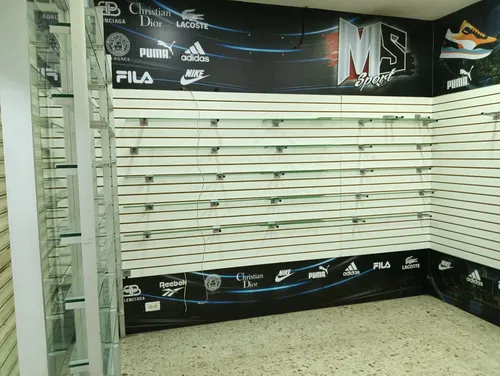 Local En El Centro Comercial Megacentro