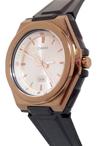 Reloj Casio Youth Analógico Lwa-300h Mujer Time Square