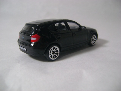 Imagen 4 de 10 de Nico Bmw Serie 1 Negro A-244 Majorette Escala 1/58 (mjr 18)