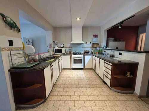 Se Vende Hermosa Casa En Arguello - 4 Dormitorios!