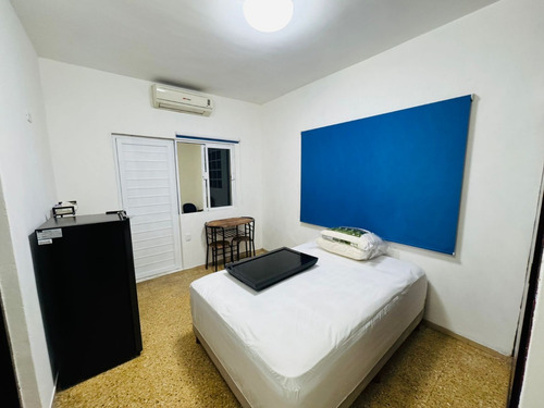 Habitación En Renta Zona Centro Veracruz Amueblada Y Climatizada.