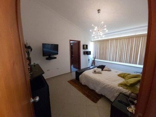 Imagen 8 de 20 de Re/maix. Iris Hernandez. Vende Townhouse (200/280m2). Piedras Pintada . Valencia. Codigo 434974