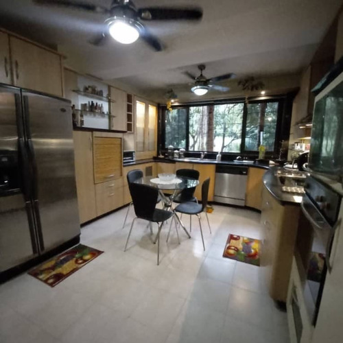 Imagen 5 de 9 de Apartamento En Venta. El Parral Jhoanna Valdez 0414-4134289