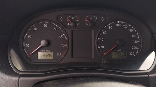 Volkswagen Polo Sedan 1.6 Total Flex 4p 2008