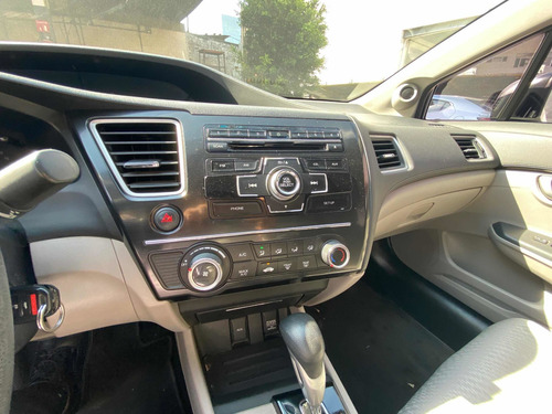 Imagen 12 de 14 de Honda Civic 1.8 Ex Sedan L4 . At 2014