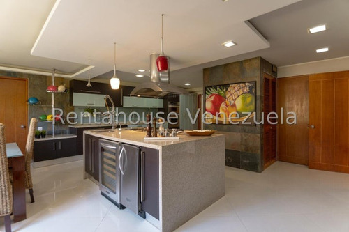 Hermoso Townhouse En Venta Con Todos Los Servicios En Caurimare