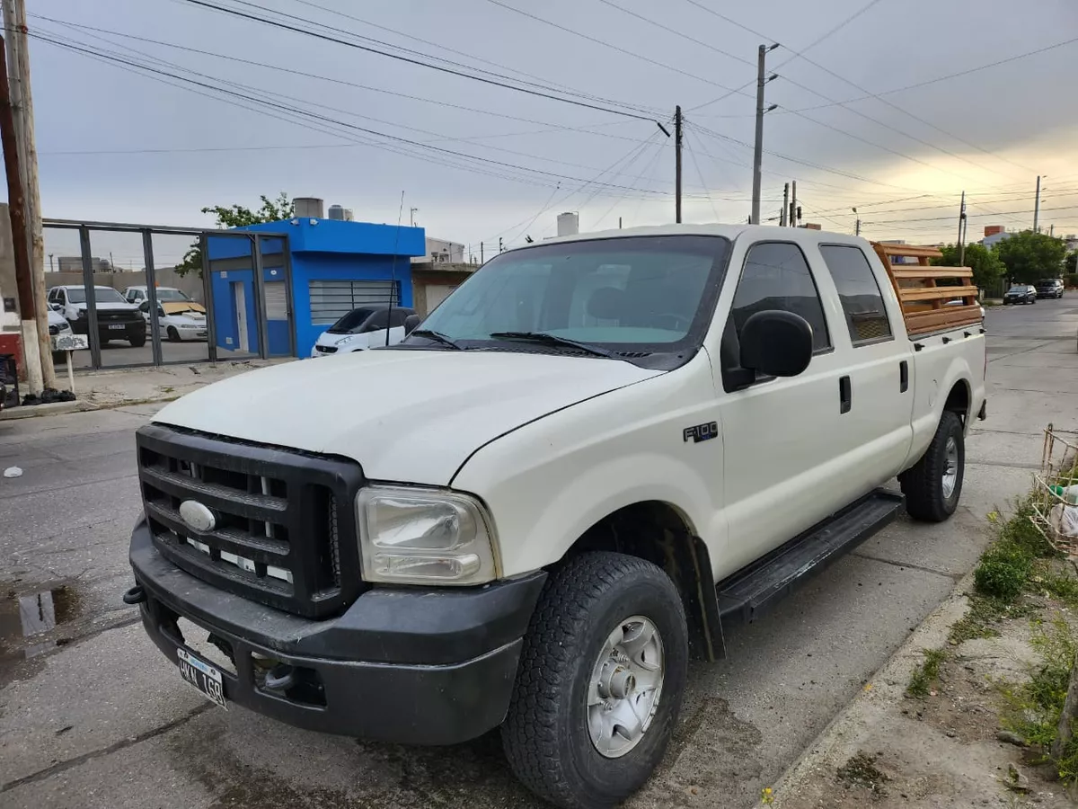 Ford F-100 3.9 Cab. Doble Xl Plus Mp3+4x4