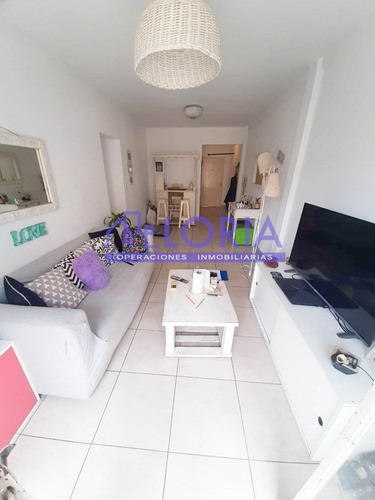 Imagen 5 de 17 de 2 Ambientes - A La Calle Con Balcon - Oportunidad.-