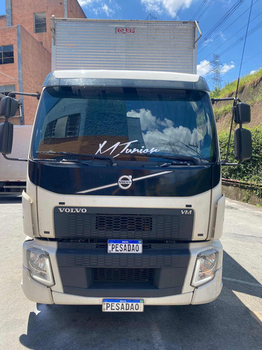 Volvo Vm 330 8x2 - 2020 Bitruck No Chasi