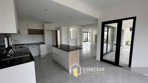Venta, Casa, El Canton, Barrio Golf, Lote Al 300, 6 Ambientes
