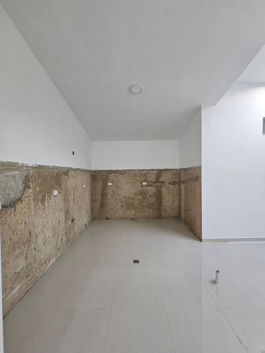 Prc-132 Casa En (obra Blanca) En La Urb. Trigal Norte. Valencia. Luz Coelho