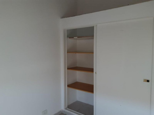 Imagen 11 de 14 de Casa En Venta En José C Paz