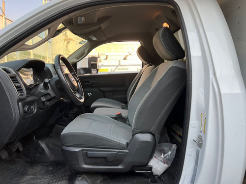 RAM 4000 5.7 Chasis Cabina Pl 4x2 Mt