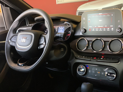 Fiat Cronos 1.3 Precision Cvt