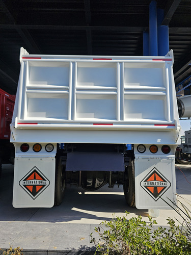 International 4300 Modelo 2014 Volteo Nuevo 7 Metros Cúbicos